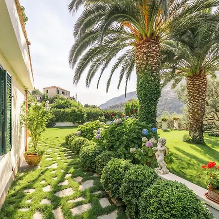 La Residenza House