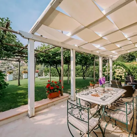 La Residenza House Holiday home *